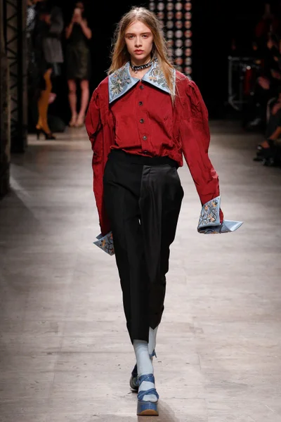 Look 40